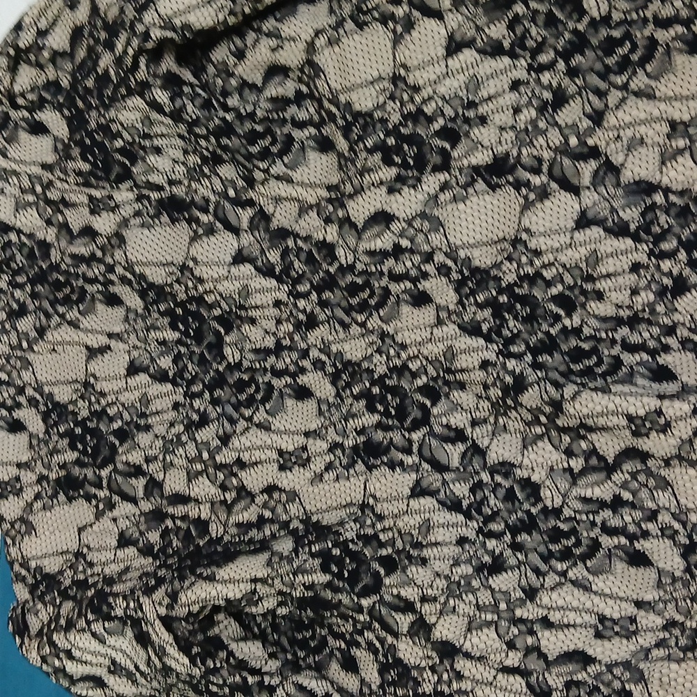 Kardashian Kollection Black Lace Over Nude Jacket Size XS - Picture 4 of 6